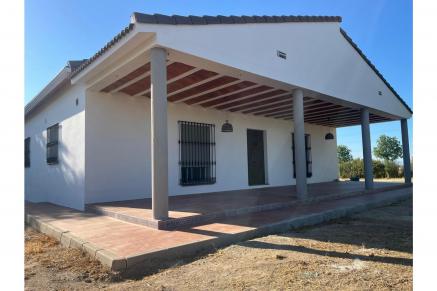 CHALET CON PISCINA